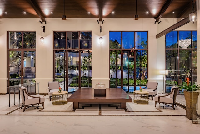 ダイヤモンド クリフ リゾート & スパ, パトン ビーチ