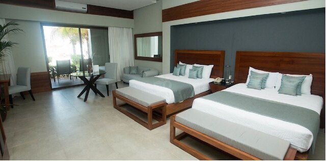 カサトルケーサ - ラグジュアリーアベニューショッピングモール近辺