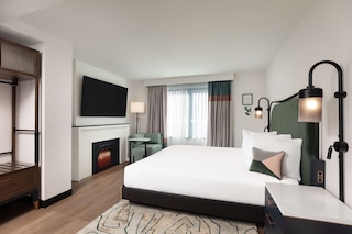 ペニーウェイト ホテル ボストン, キュリオ コレクション バイ ヒルトン