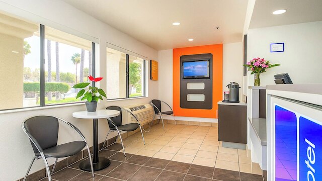 モーテル 6 カールスバッド カリフォルニア ビーチ