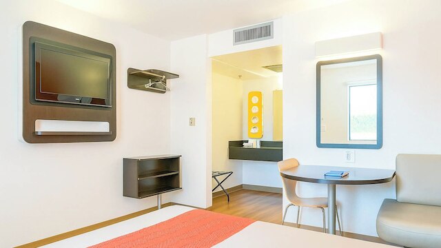 モーテル 6 カールスバッド カリフォルニア ビーチ