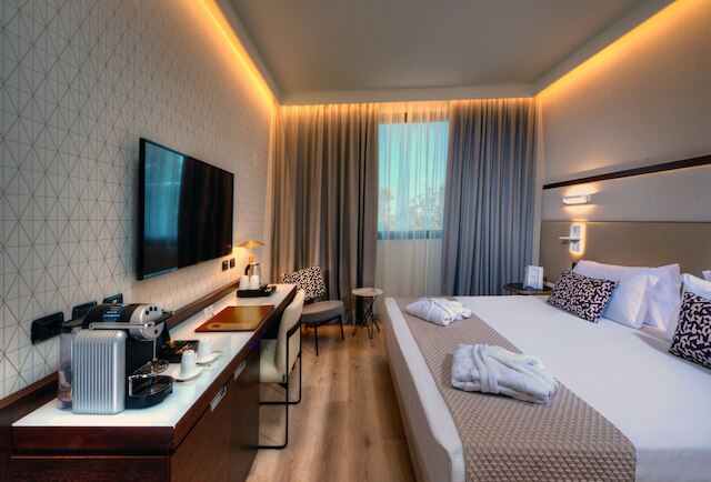 サヴホテル アエミリア ボローニャ