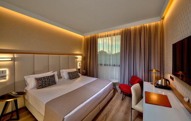 サヴホテル アエミリア ボローニャ