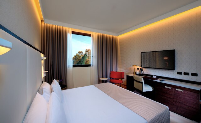 サヴホテル アエミリア ボローニャ