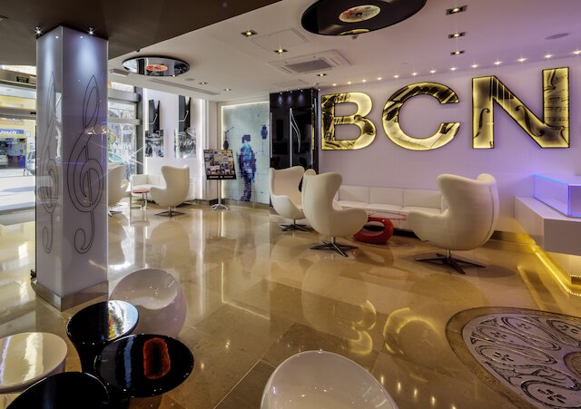 イブニア ロカフォルト