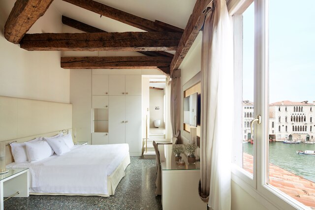 ベネツア パラッツォ バロッチ