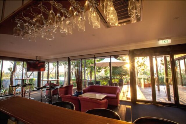 スプリングウッド モーター イン