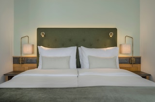 ホテル イムラウアー & ブロウ