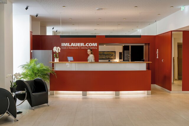 ホテル イムラウアー & ブロウ