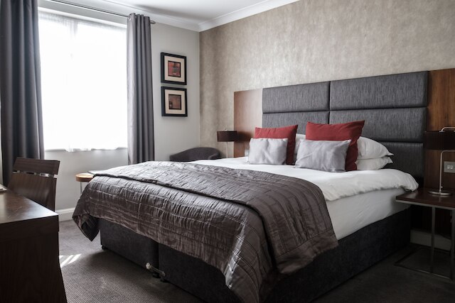 ザ フォックス & グース ホテル