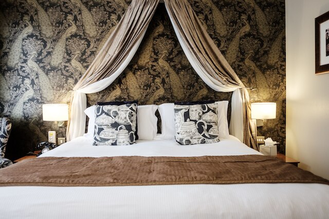 ザ マッド ハッター ホテル