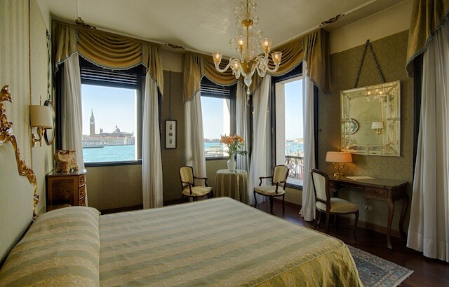 ホテル ロカンダ ヴィヴァルディ