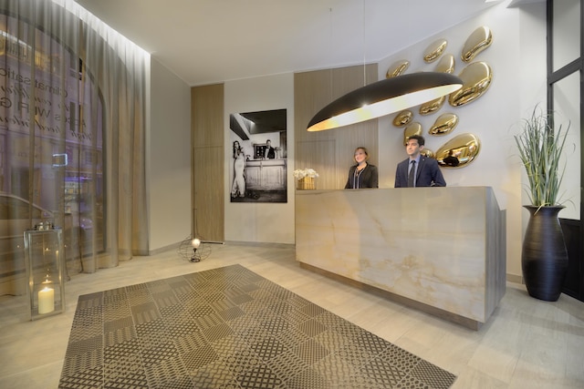 ベストウェスタン プラス ニース コージー オテル