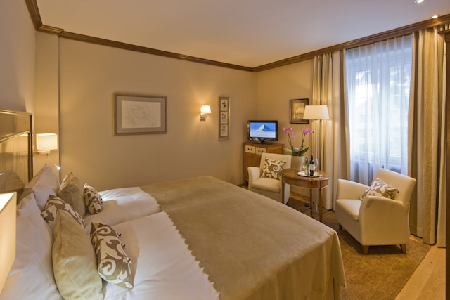 モン セルバン パレス