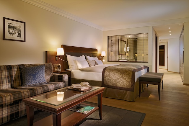 モン セルバン パレス