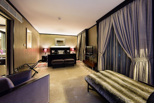 ラマダ プラザ、ウィンダム ドバイ デイラ