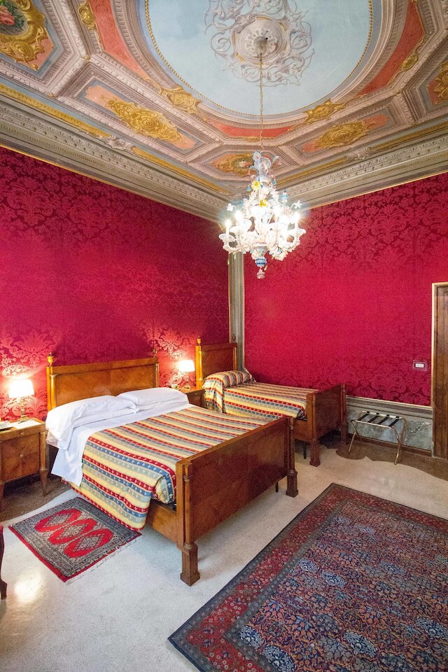 ホテル パラッツオ アバデッサ