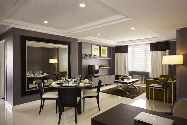 アストリア プラザ