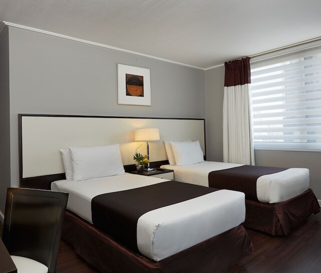 アストリア プラザ