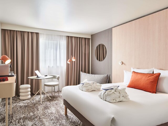 ノボテル パリ 13 ポルテ ディタリー