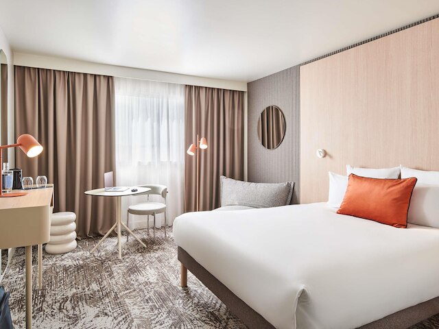 ノボテル パリ 13 ポルテ ディタリー