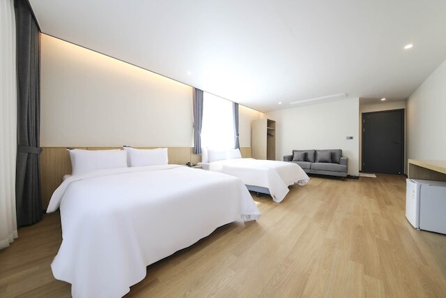 ベニキア チョナン ツーリスト ホテル