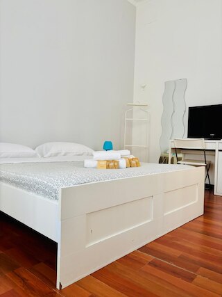 カステルヌオーヴォ ルームズ