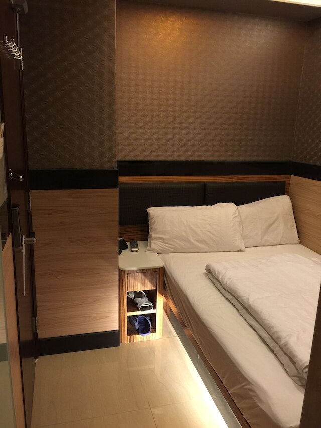 ライ レイ ホステル (威利萊酒店)