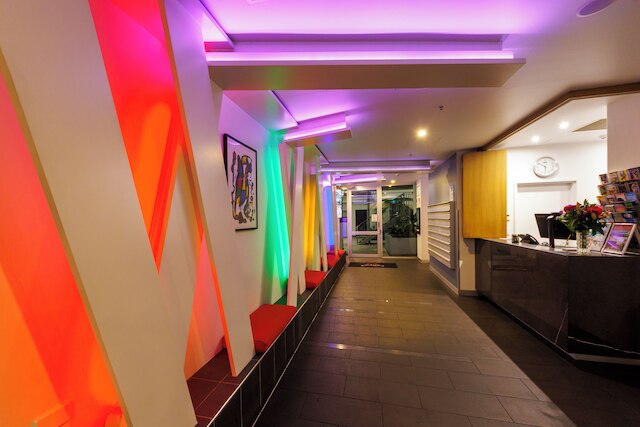 ミロ アパートメンツ