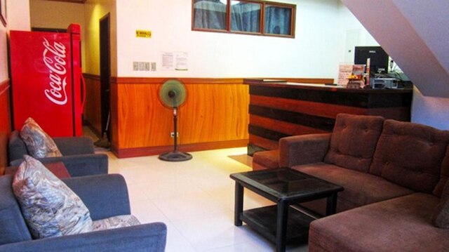 ガーネット ホテル