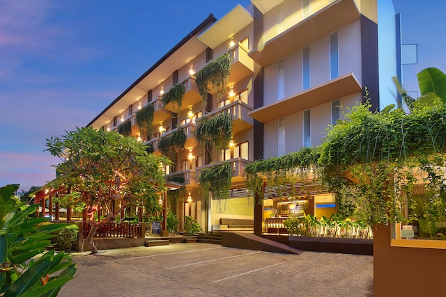 バリ チャヤ ホテル レギャン