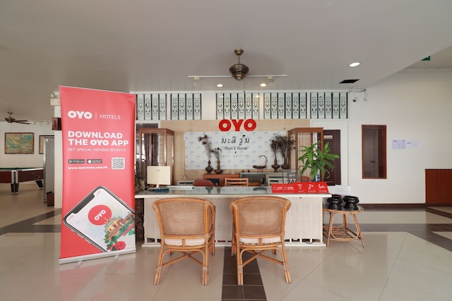 OYO 493 マリズ ルーム