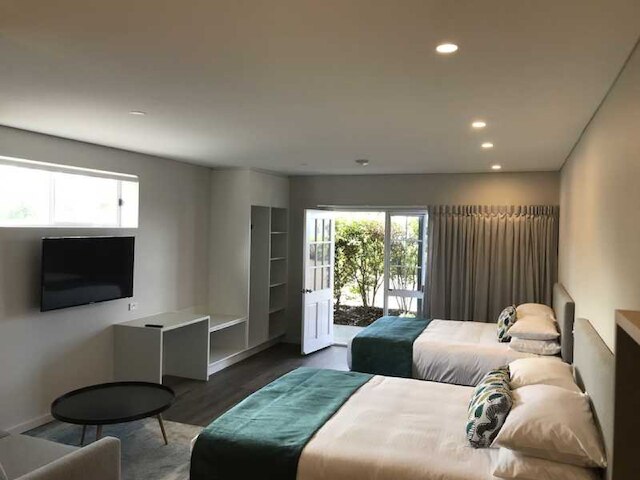 クラウズ モントビル