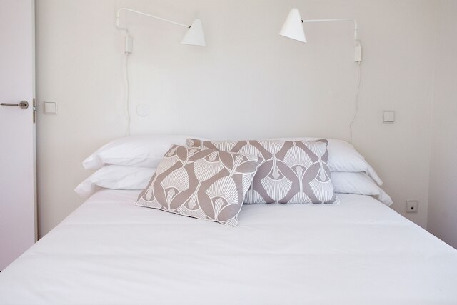 60 バルコニーズ アート