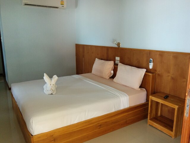 パラダイス バンガローズ