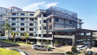 サリ アター カンボティ ホテル バンドン