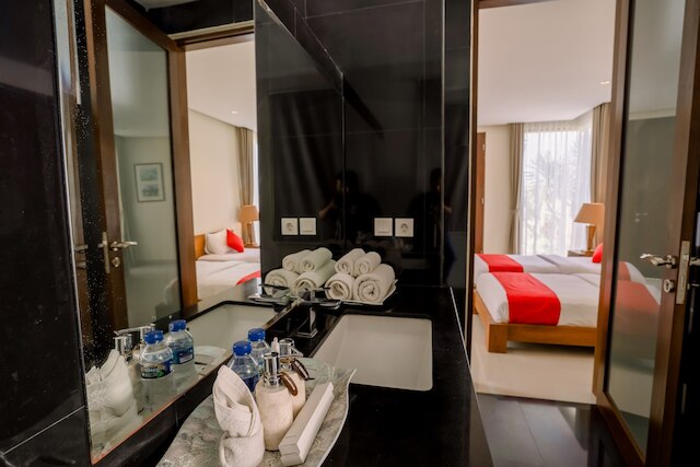 ジンバラン シー ビュー ヴィラ