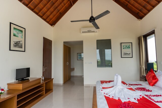 ジンバラン シー ビュー ヴィラ