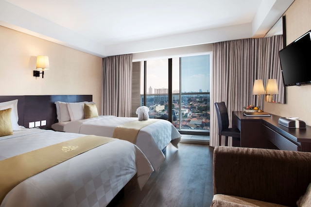 ベストウェスタン  プレミア ザ ハイブ