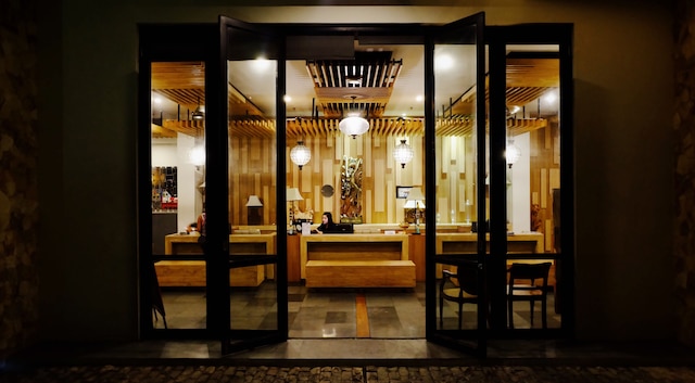 パラゴン ホテル スミニャック