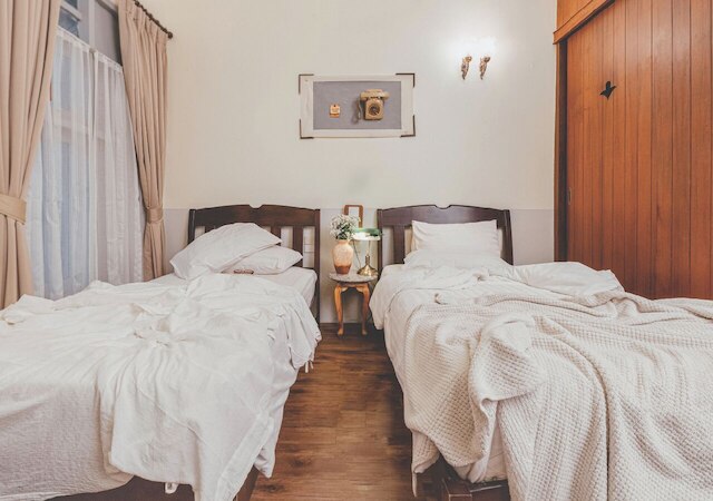 イエスタデイ ホテル