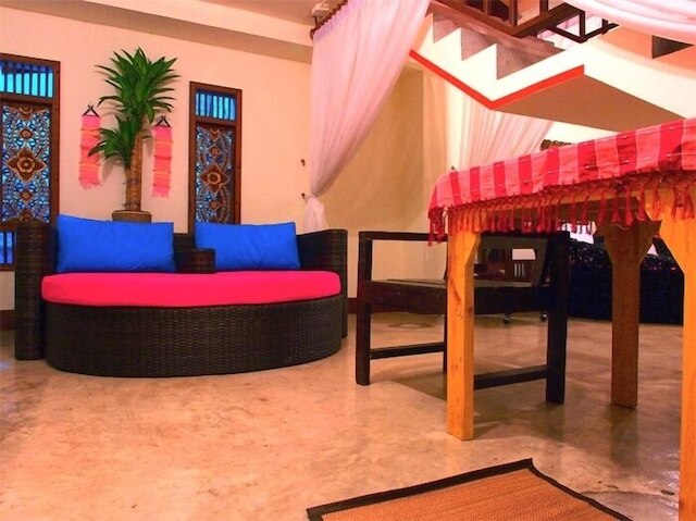 デバラ プール ヴィラ