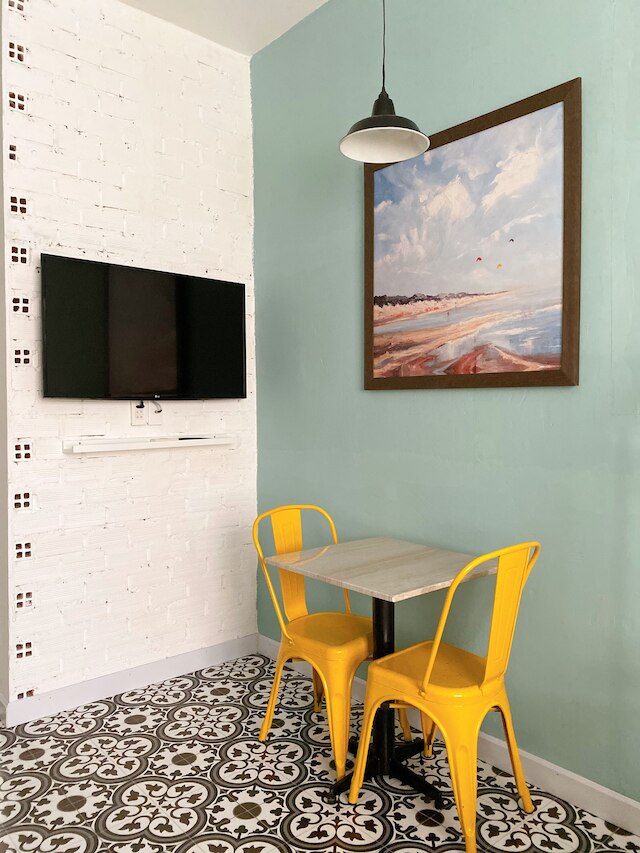 リリーズ ホステル