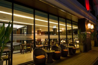 イン・レジデンス・サービス・スイーツ