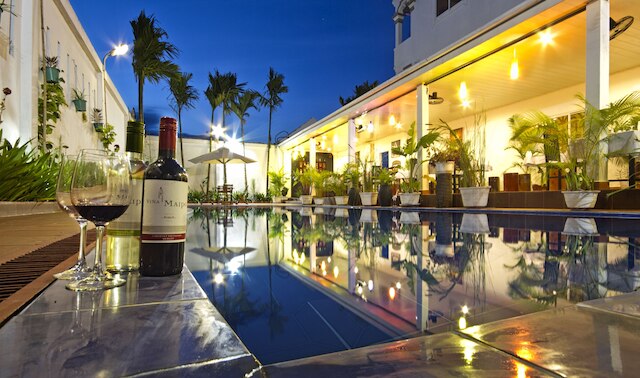 オーバーフロー ゲストハウス