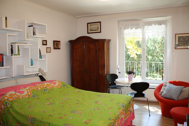 ゴヴィエナ チャーミング ステュディオ