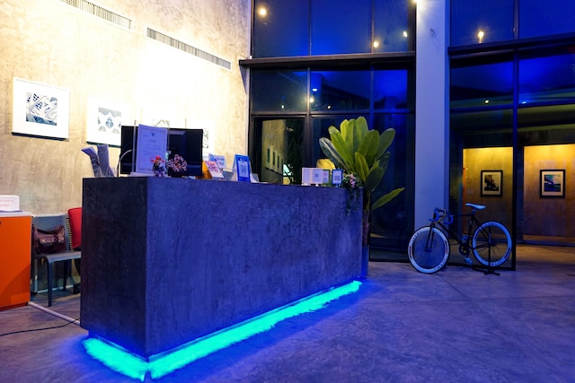 ハブ デ リーフ ラヨーン