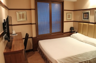 ミングル プレイス アット ジ エデン (名楽居伊甸園)