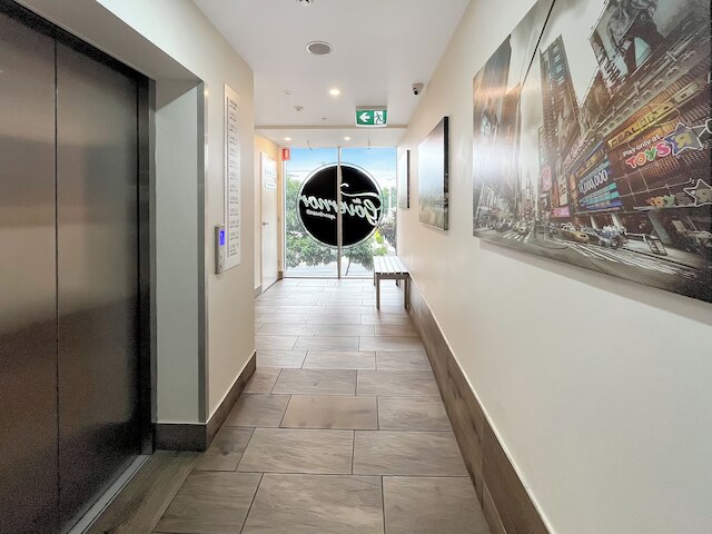 ダイレクト・コレクティブ - パビリオンとガバナー・オン・ブルックス