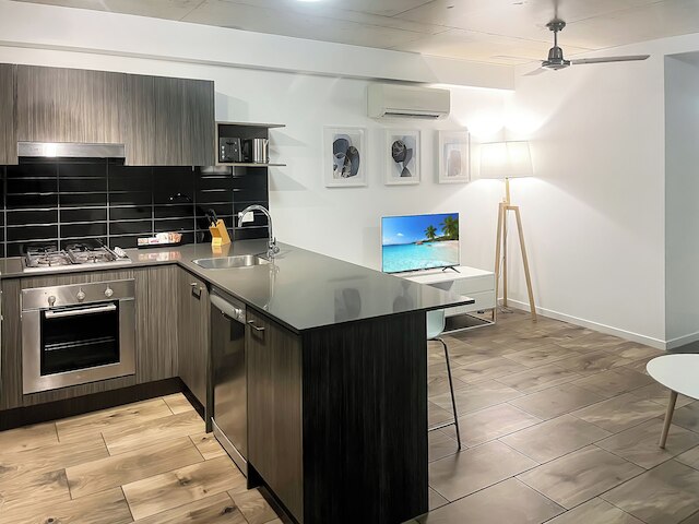 ダイレクト・コレクティブ - パビリオンとガバナー・オン・ブルックス